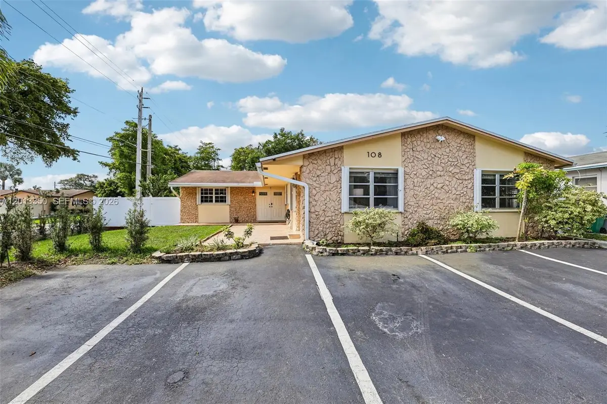 108 SE 4th Ter, Dania Beach, FL 33004 - #1