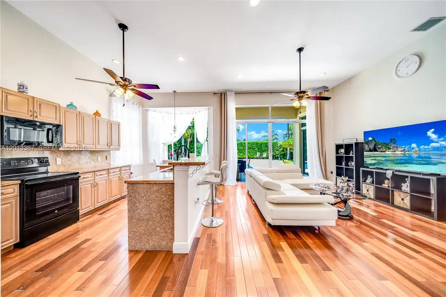 1241 S 13th Ave, Hollywood, FL 33019 - #2