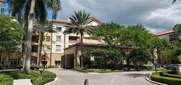 16102 Emerald Estates Dr #428, Weston, FL 33331
