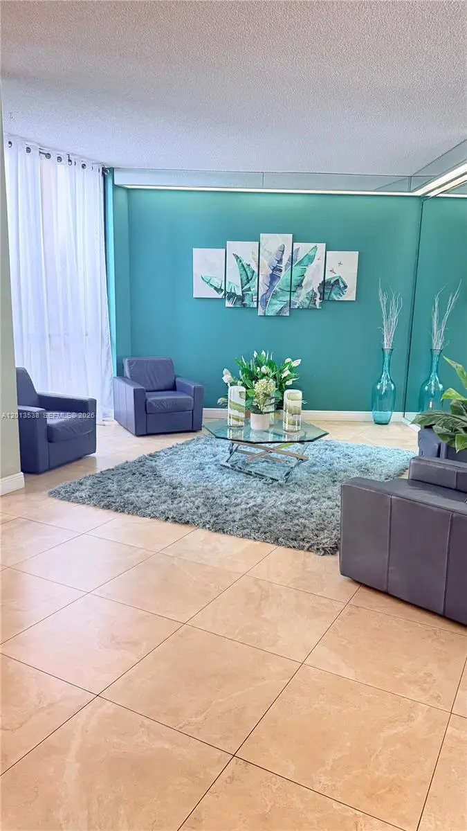 900 Saint Charles Pl #520, Pembroke Pines, FL 33026 - #2