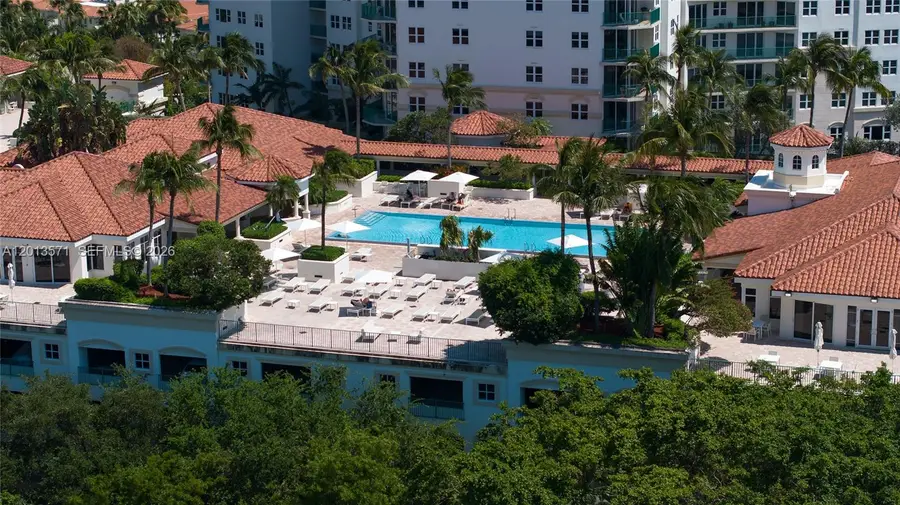 19900 E Country Club Dr #116, Aventura, FL 33180 - #2