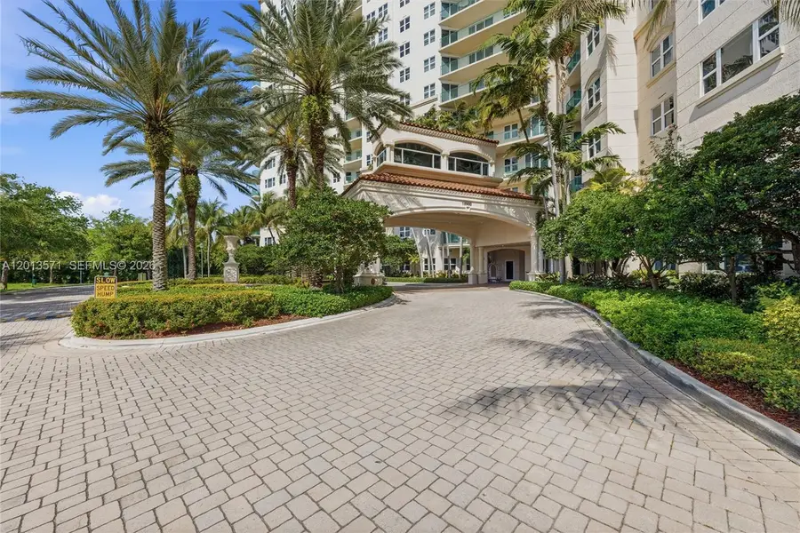 19900 E Country Club Dr #116, Aventura, FL 33180 - #3