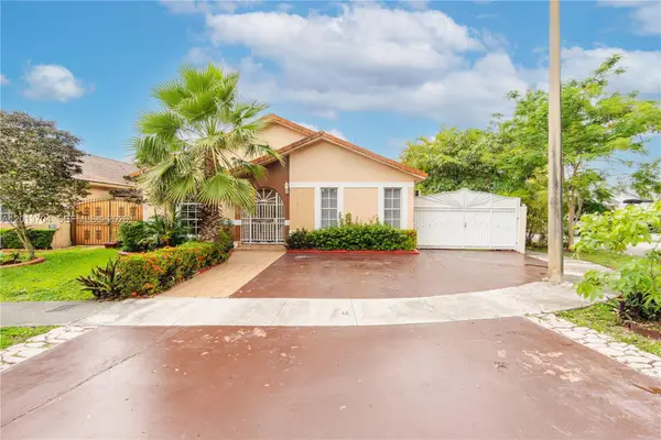 7411 W 33rd Ave, Hialeah, FL 33018