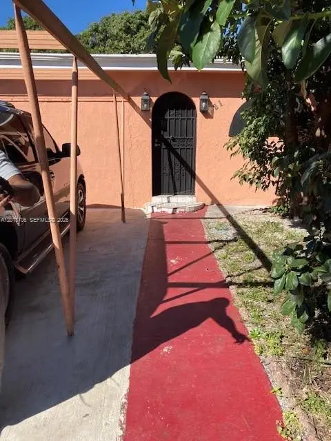 321 NW 145th St, Miami, FL 33168 - #1