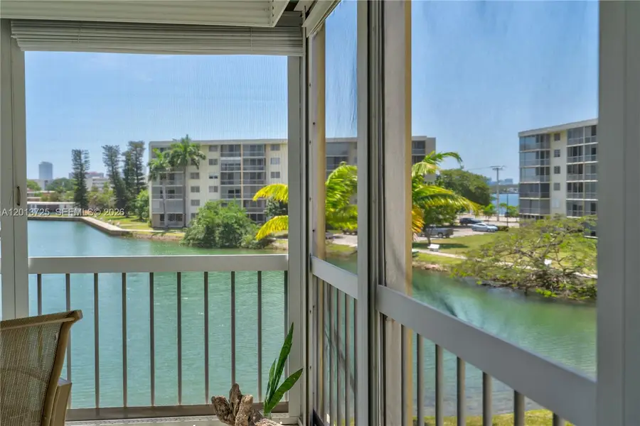 2851 Leonard Dr #J306, Aventura, FL 33160 - #2