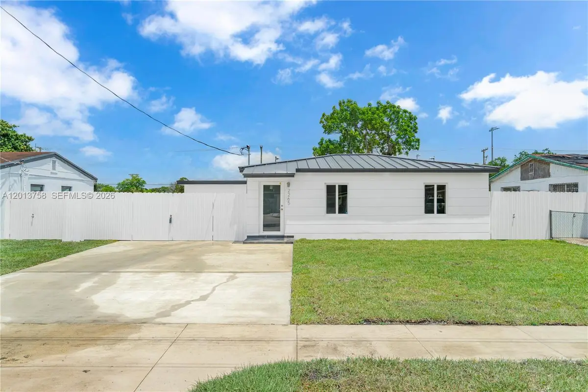 2265 NW 155 St, Miami Gardens, FL 33054 - #1