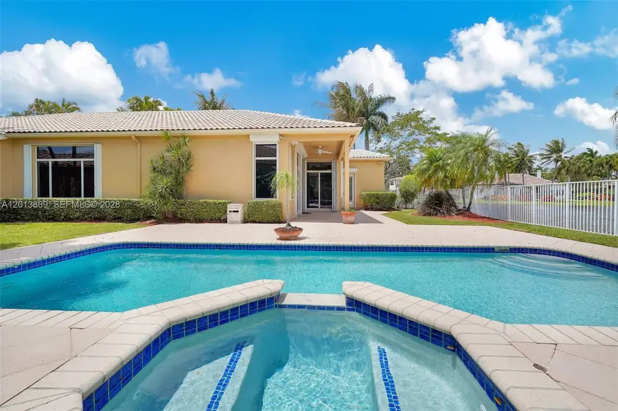 2456 Bay Isle Court, Weston, FL 33327 - #2