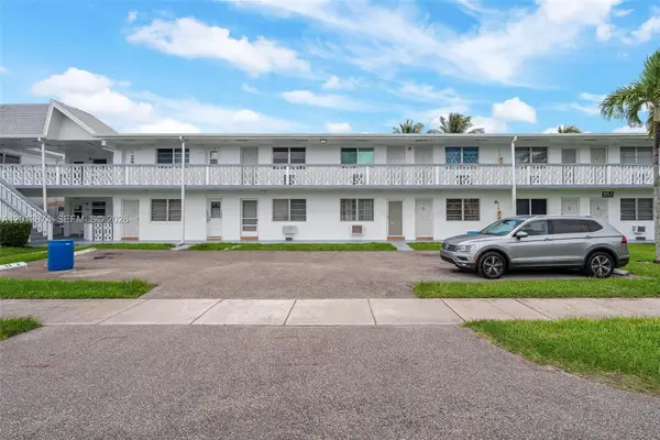 50 NW 204th St #H7, Miami Gardens, FL 33169