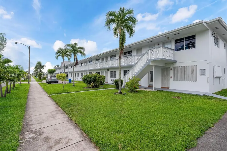 50 NW 204th St #H7, Miami Gardens, FL 33169 - #2