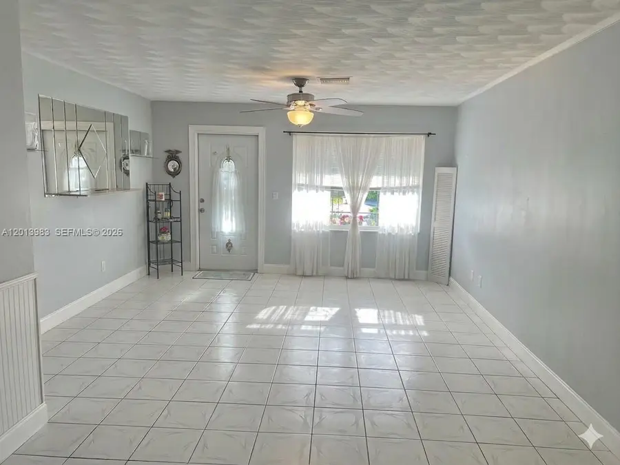 371 SW 67th Ter, Pembroke Pines, FL 33023 - #2
