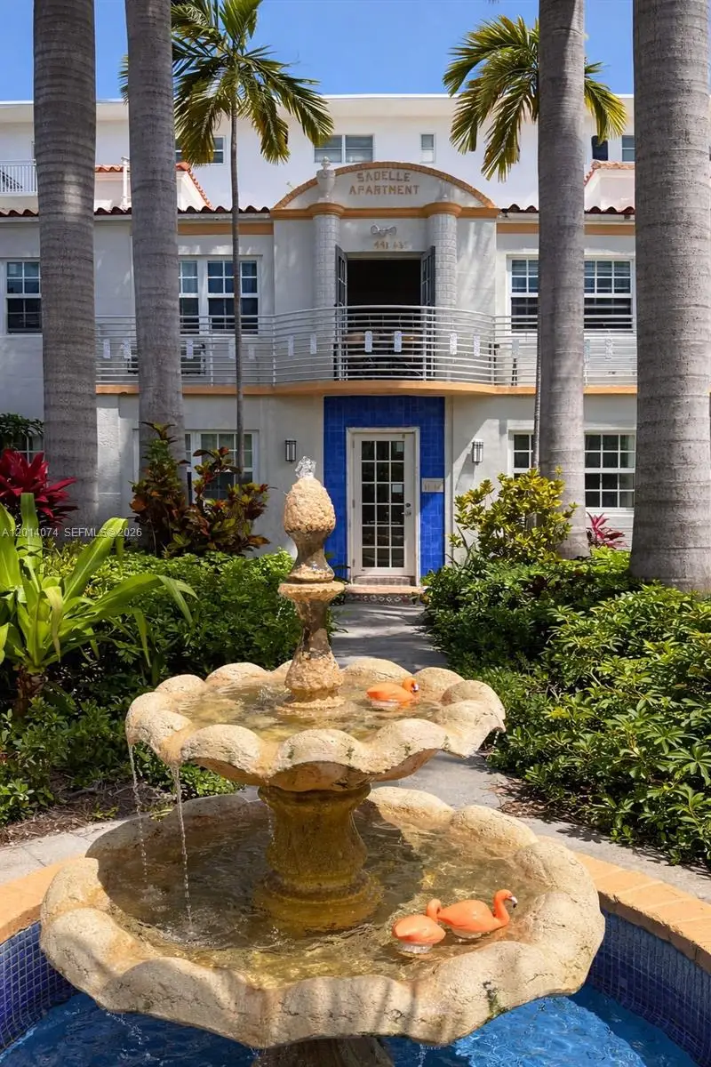 439 15th St #11, Miami Beach, FL 33139 - #1