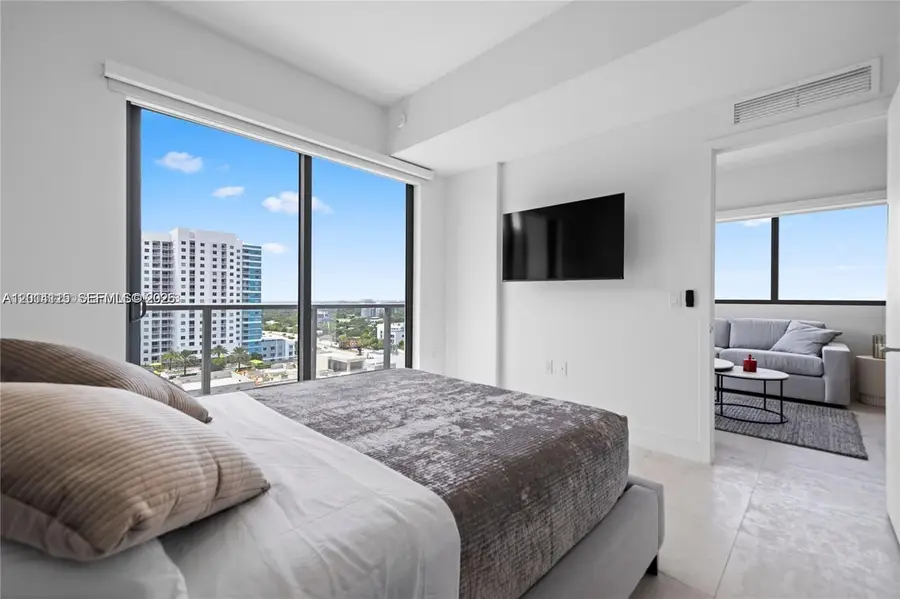 239 SW 9th St #1502, Miami, FL 33130 - #2