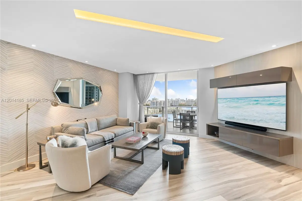 17111 Biscayne Blvd #2107, North Miami Beach, FL 33160 - #1