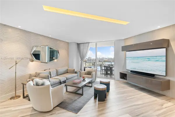 17111 Biscayne Blvd #2107, North Miami Beach, FL 33160