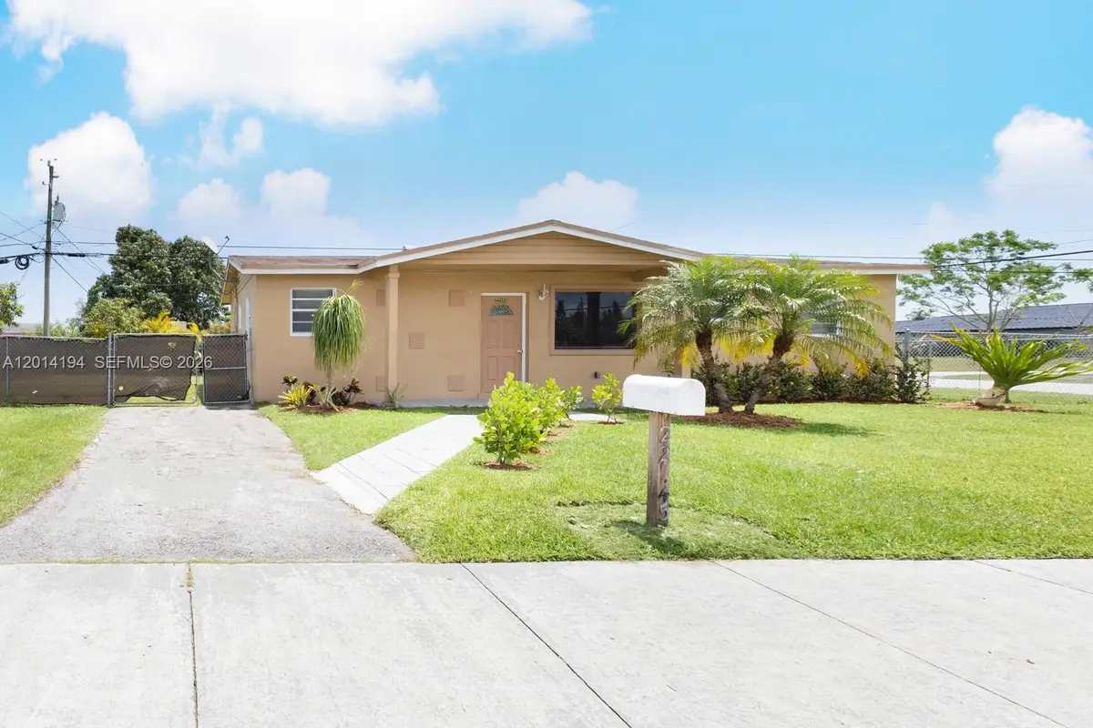 22345 SW 118th Ct, Miami, FL 33170 - #1