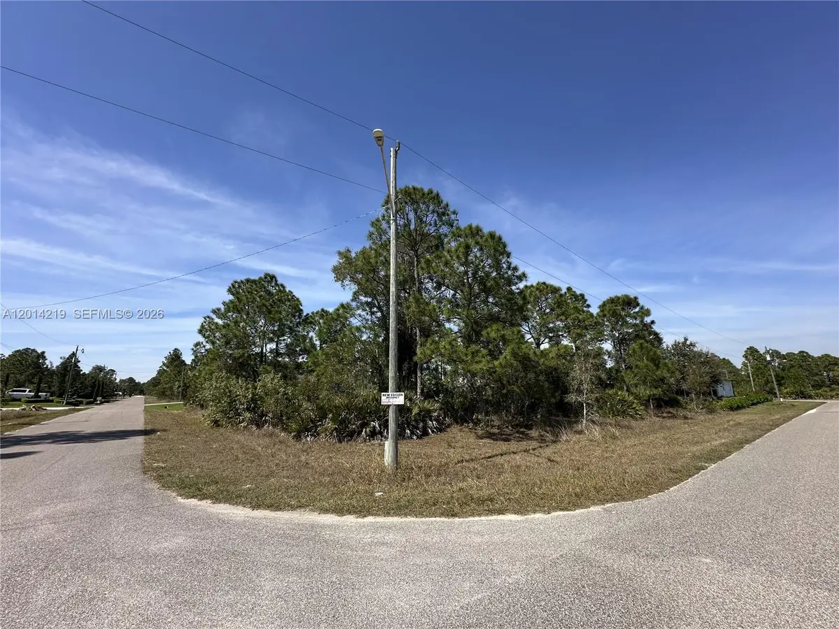 2900 33rd St W, Lehigh Acres, FL 33971 - #1
