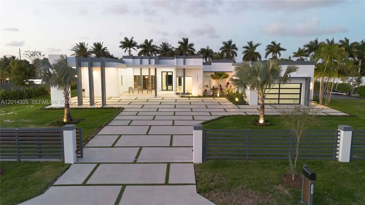 13231 SW 220 St, Miami, FL 33170 - #1
