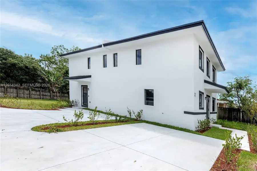 9155 NW 32 Ave, Miami, FL 33147 - #2