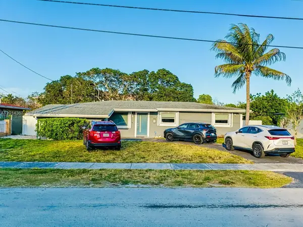 18901 NW 28th Pl, Miami Gardens, FL 33056