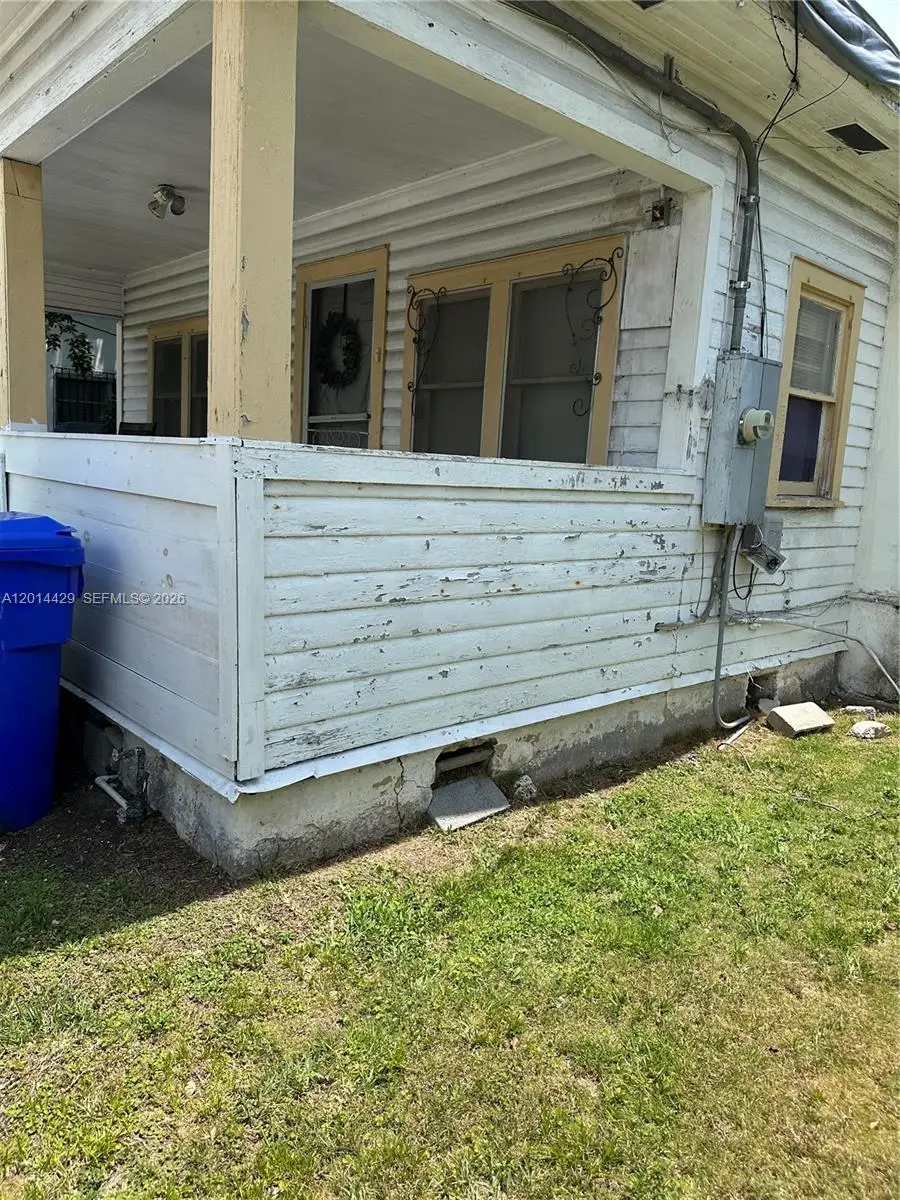 3566 Thomas Ave, Miami, FL 33133 - #3