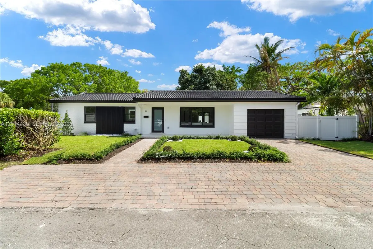 10 NW 100th St, Miami Shores, FL 33150 - #1