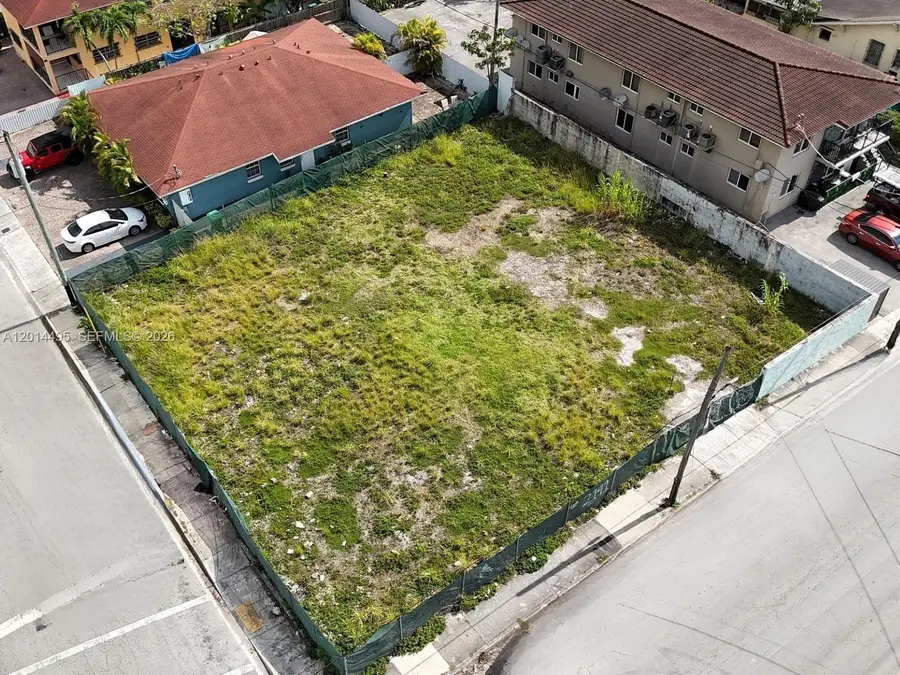 2141 SW 3rd St, Miami, FL 33135 - #3