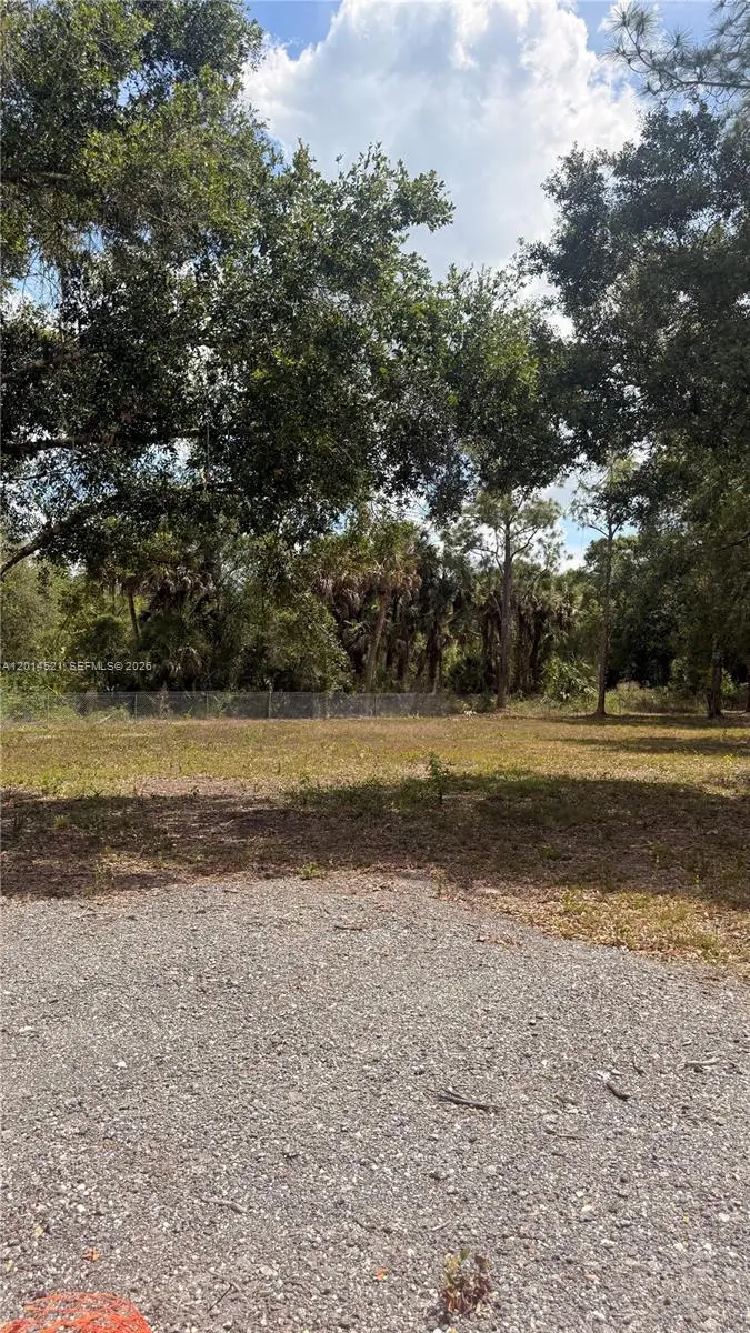 465 S Estribo St, Clewiston, FL 33440-2613 - #2