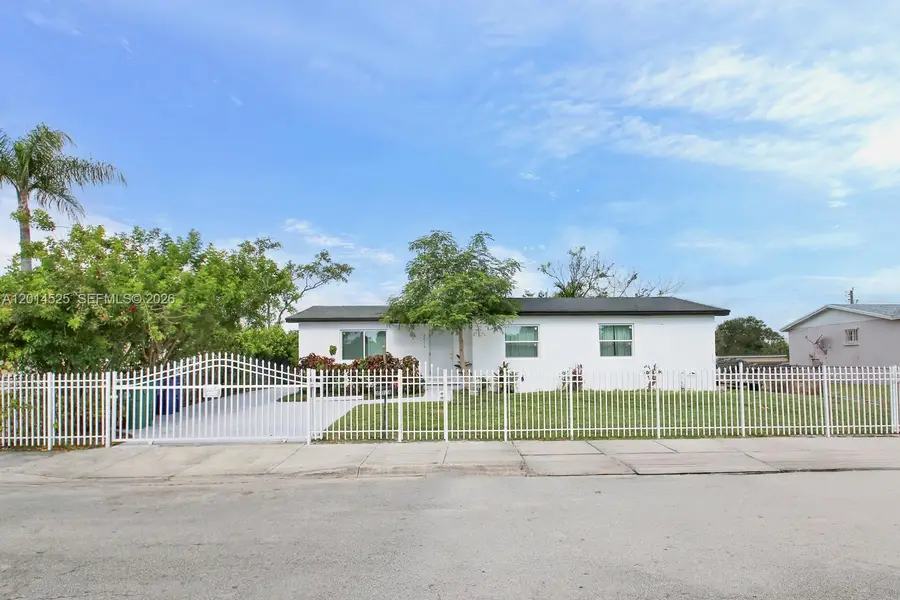 22114 SW 113th Pl, Miami, FL 33170 - #2