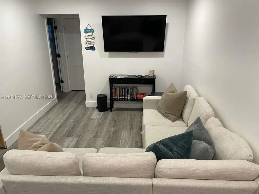 326 Wilson St #106, Hollywood, FL 33019 - #2