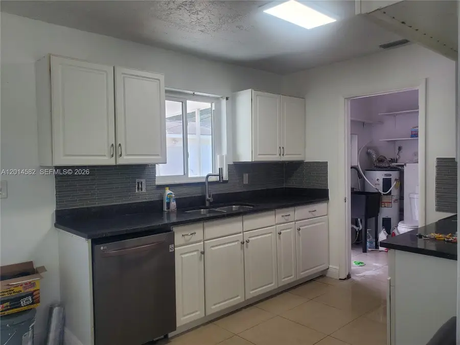 5240 SW 5th St, Margate, FL 33068 - #3