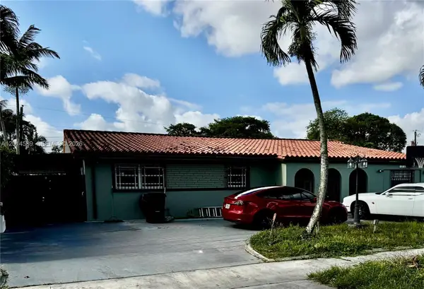 1314 W 77th St, Hialeah, FL 33014