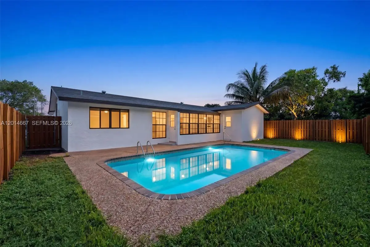 10171 NW 24th St, Sunrise, FL 33322 - #1