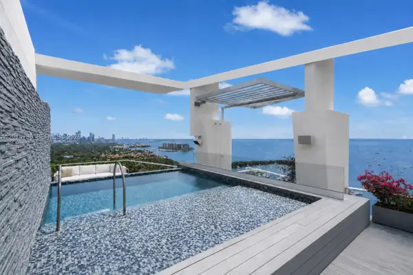 2627 S Bayshore Dr #3201, Miami, FL 33133