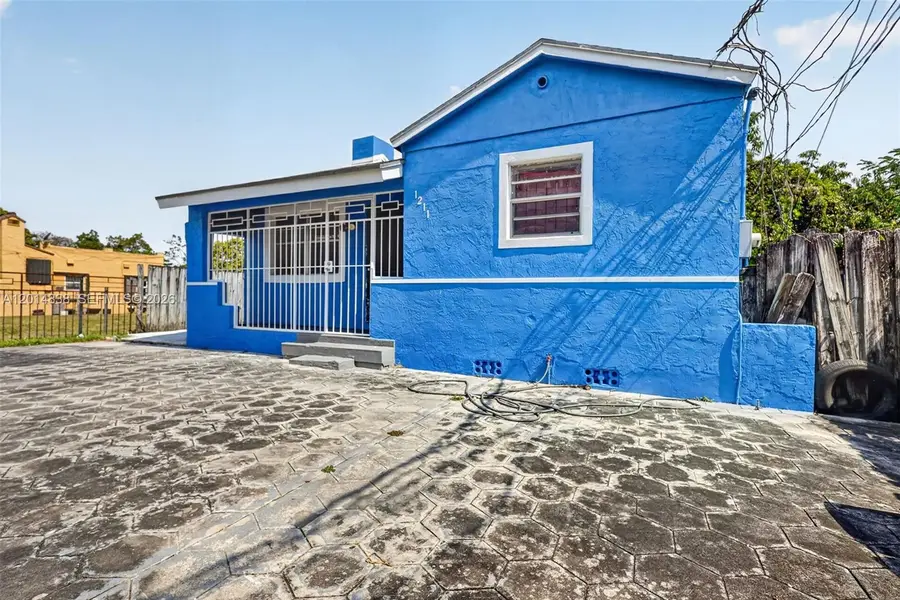 1211 NW 37th St, Miami, FL 33142 - #3