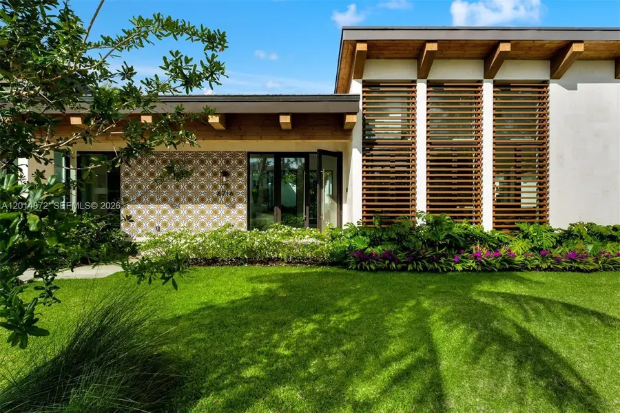 6716 San Vicente St, Coral Gables, FL 33146 - #3