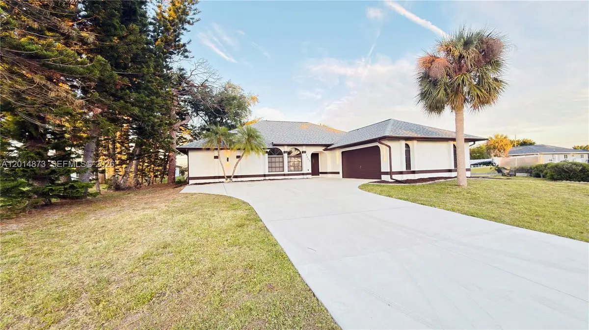 4423 Albacore Cir, Port Charlotte, FL 33948 - #1