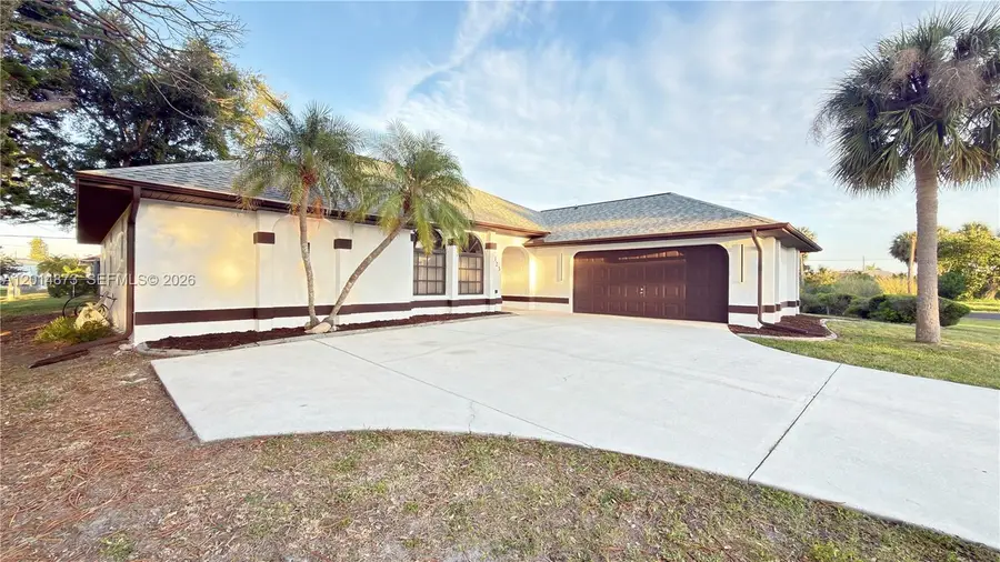 4423 Albacore Cir, Port Charlotte, FL 33948 - #2