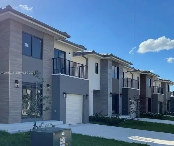 1151 NW Nw 1st St, Florida City, FL 33034