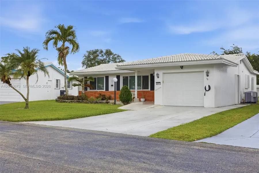 9011 NW 15th Pl, Plantation, FL 33322 - #3