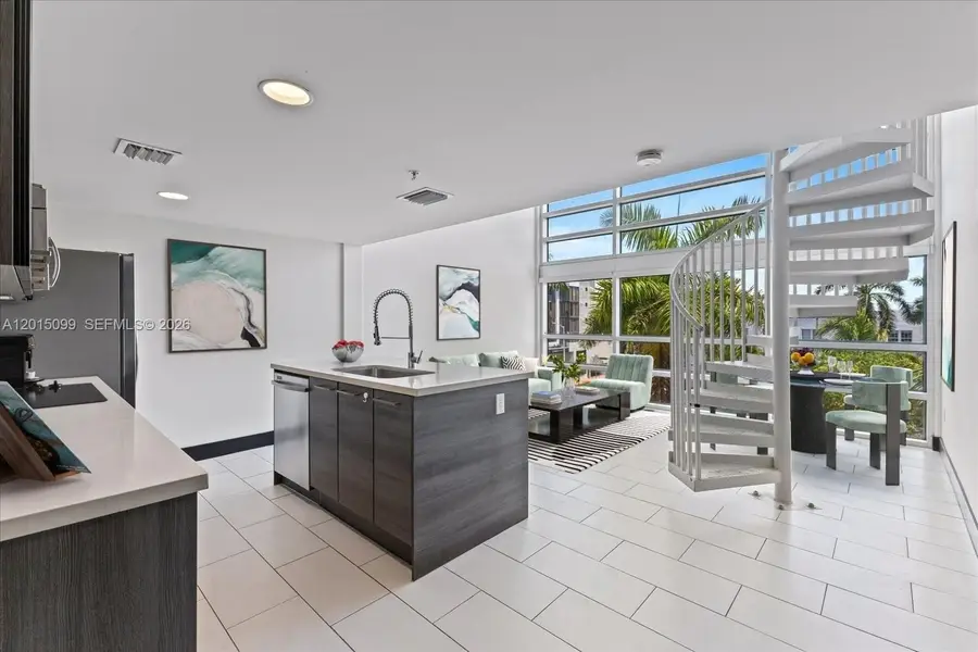 421 Meridian Ave #19, Miami Beach, FL 33139 - #3