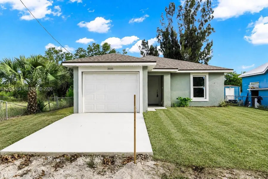 3510 S Grimsley Ct, Fort Myers, FL 33916 - #2