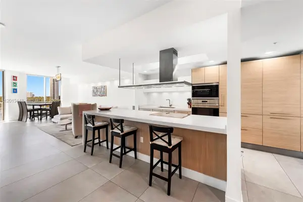 17111 Biscayne Blvd #606, North Miami Beach, FL 33160