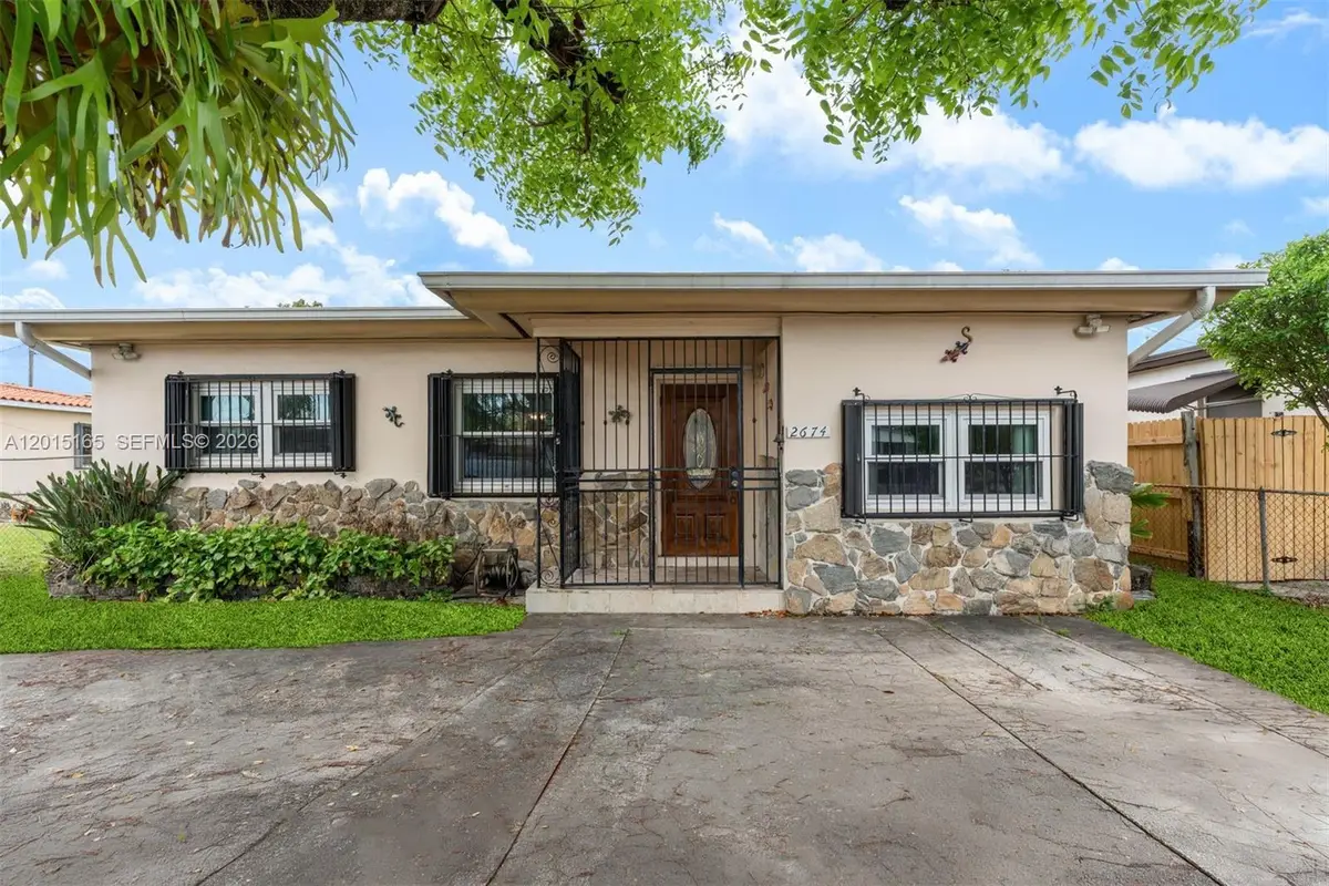 2674 W 8th Ct, Hialeah, FL 33010 - #1