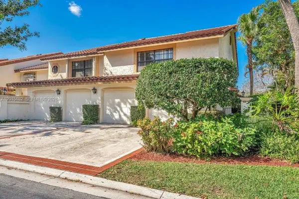 7838 La Mirada Dr, Boca Raton, FL 33433