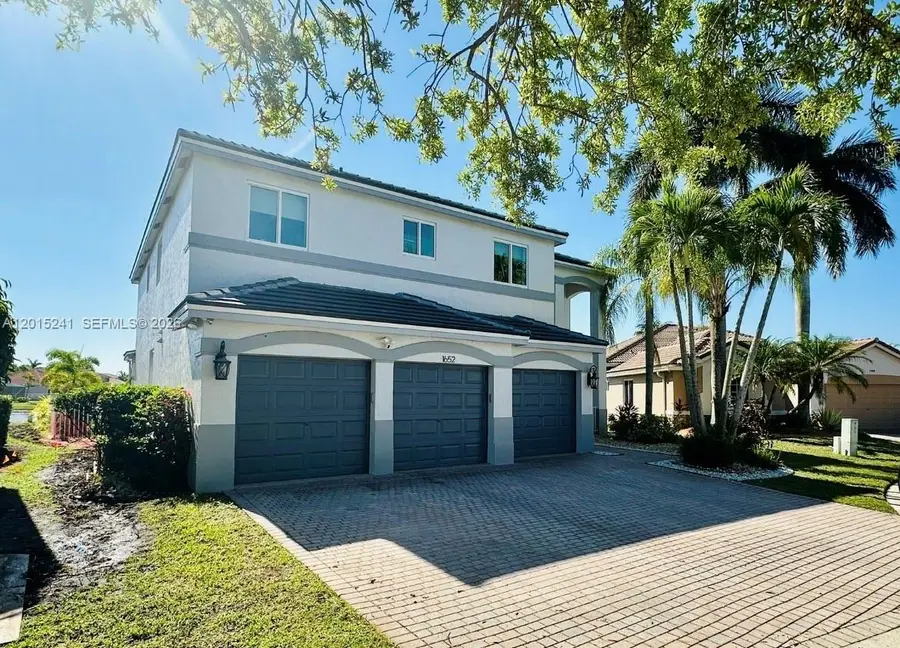 1652 Orchid Bnd, Weston, FL 33327 - #2