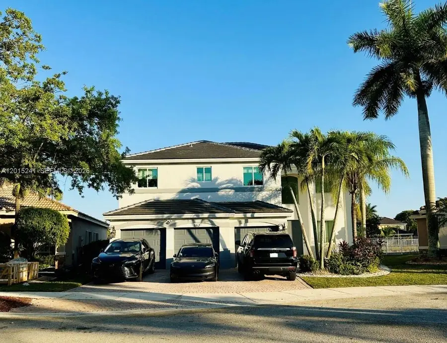 1652 Orchid Bnd, Weston, FL 33327 - #3