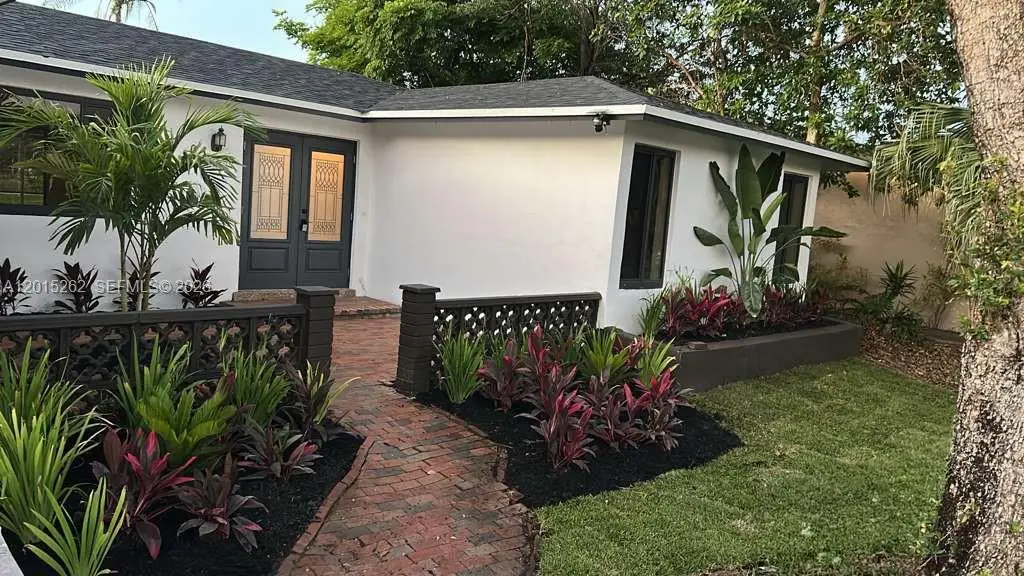 8207 SW 26th Pl, Davie, FL 33328 - #1