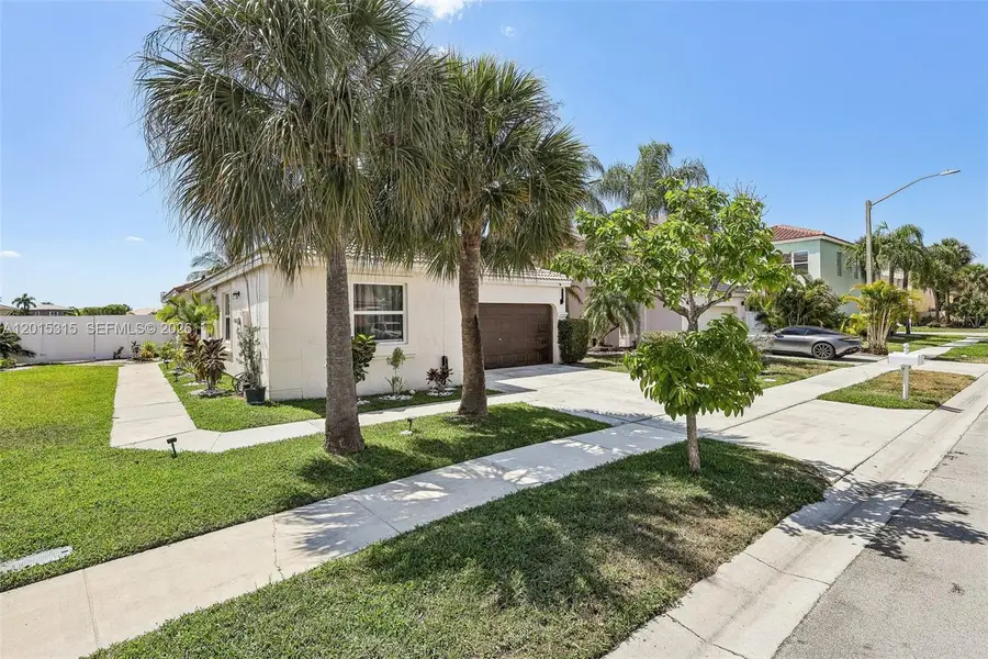 1644 NW 158th Ln, Pembroke Pines, FL 33028 - #3