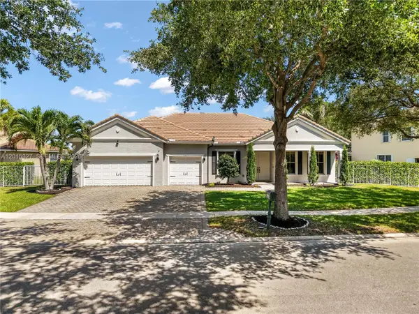 9463 Savannah Estates Dr, Lake Worth, FL 33467