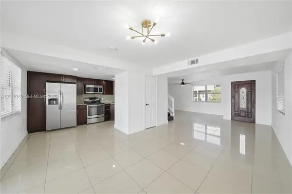 5320 W 26th Ave #108, Hialeah, FL 33016